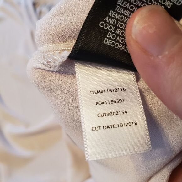 Torrid pale pink georgette eyelet  blouse size 2 - Picture 5 of 7